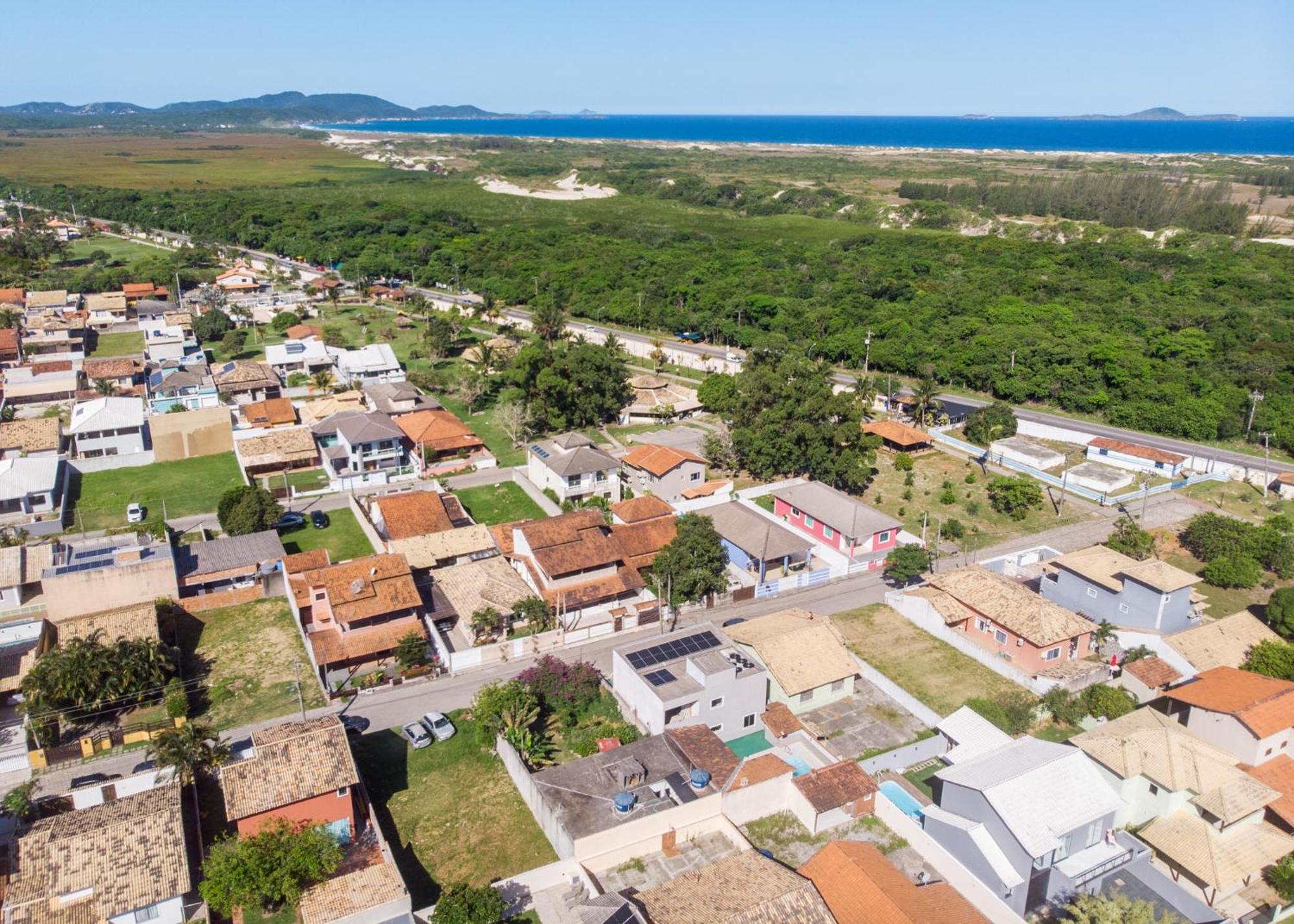 Refugio Tropical Casa De Com Piscina Aquecida E 4 E Garagem 3 Carros, 800 Mtrs Da Internet 700 Mbps, Privado Com Pista De Skate , Quadra De Futevolei , Campos E Quadras De Futebol!