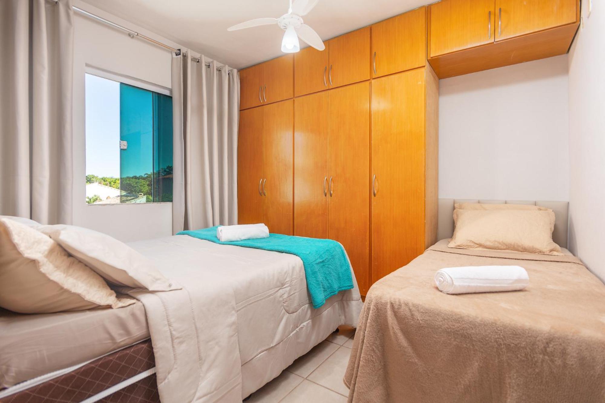 Refugio Tropical Casa De Com Piscina Aquecida E 4 E Garagem 3 Carros, 800 Mtrs Da Internet 700 Mbps, Privado Com Pista De Skate , Quadra De Futevolei , Campos E Quadras De Futebol! Holiday home Cabo Frio